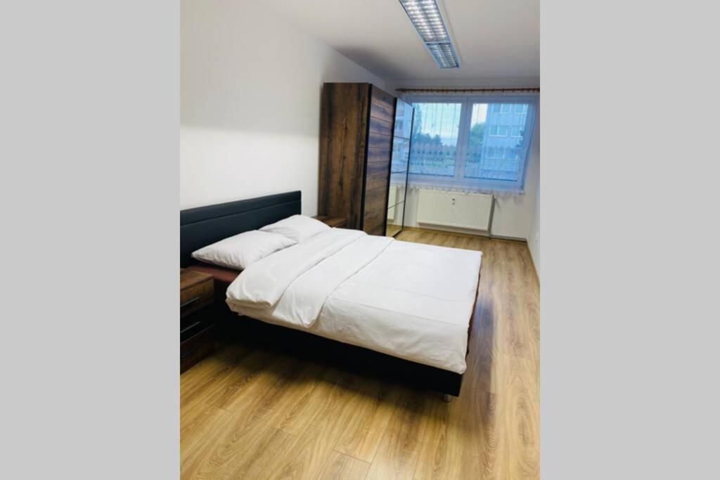 Apartman Solax, Ucnovska 8, Kosice Saca 외부 사진